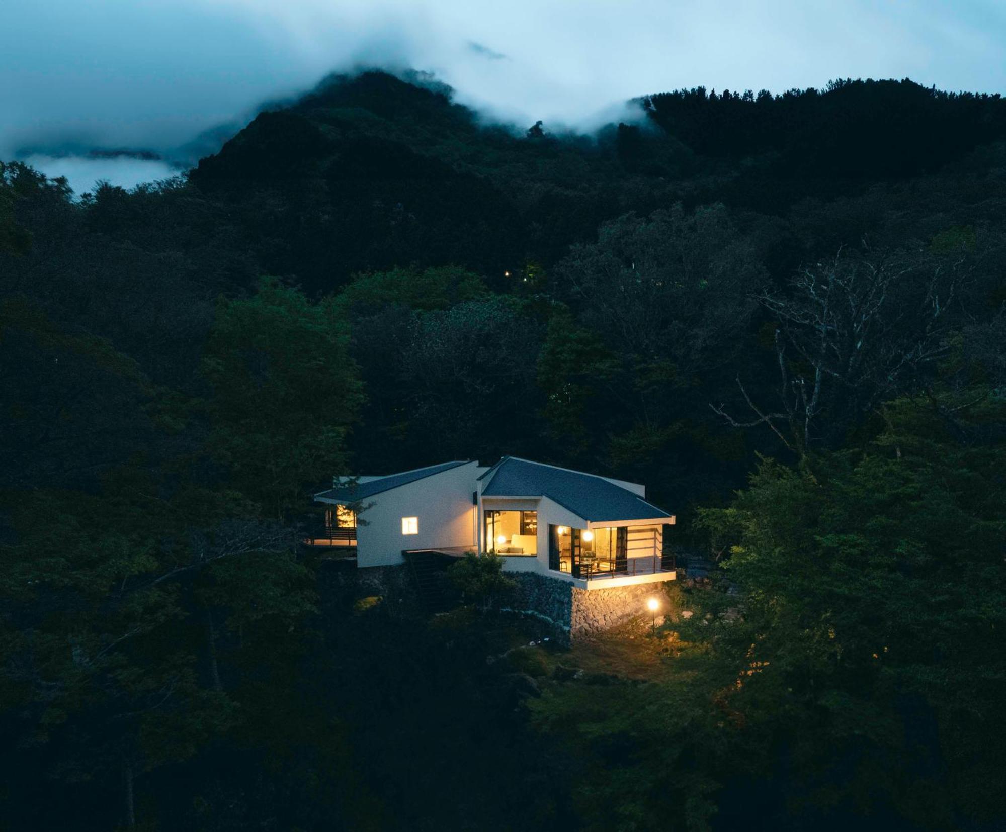 Aknot Hakone 大涌谷を望むモダニズム建築 東京から90分 Villa Екстериор снимка